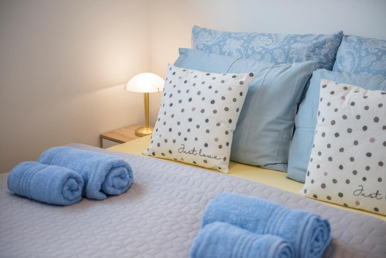 Zsuka Apartman Free Parking Печ Екстер'єр фото