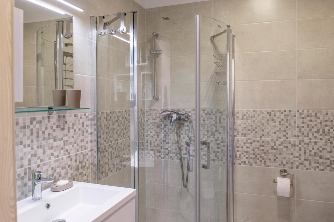 Zsuka Apartman Free Parking Печ Екстер'єр фото